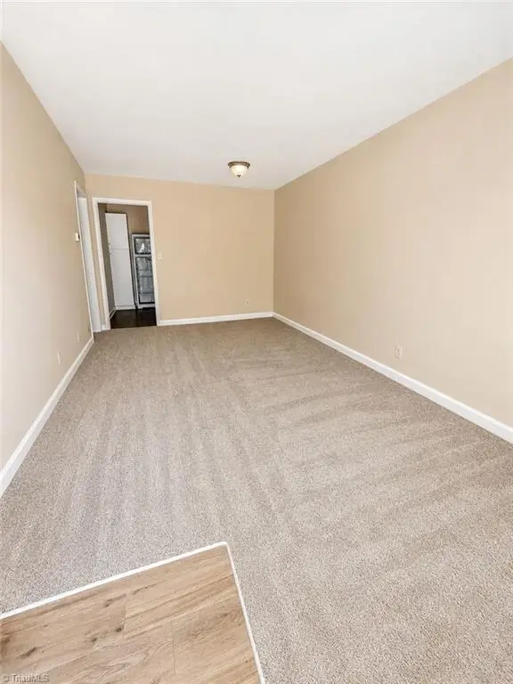 2804 Carriage Drive #E, Winston Salem, NC 27106 - #3