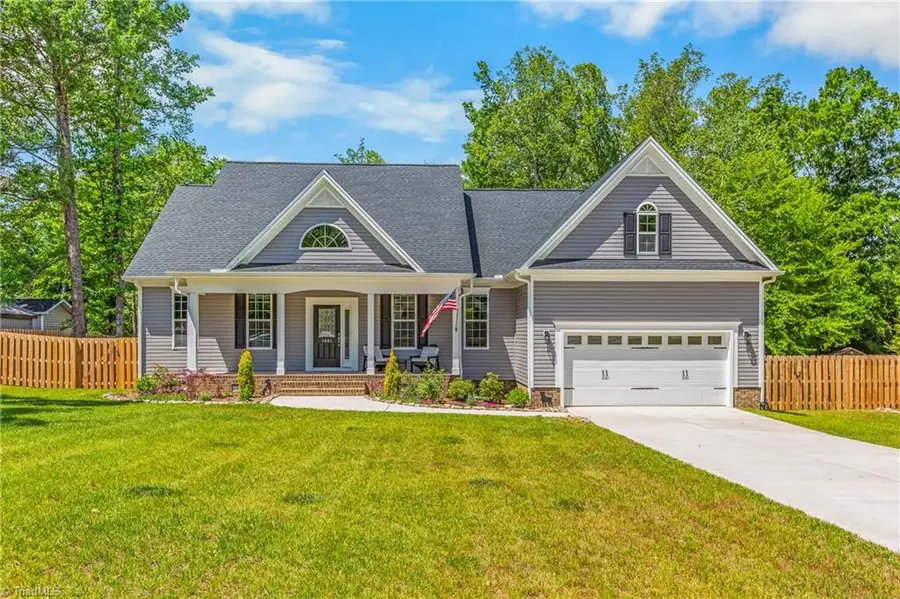 1401 Ashland Drive, Reidsville, NC 27320 - #2