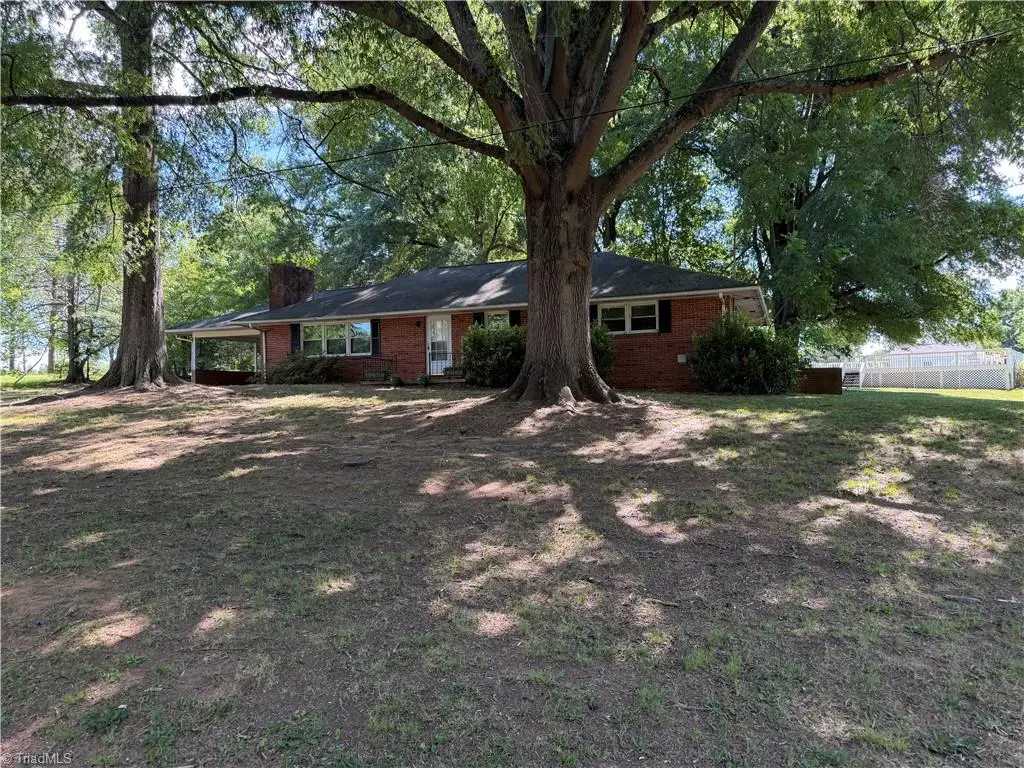 2975 Bellaire Circle, Walkertown, NC 27051 - #1