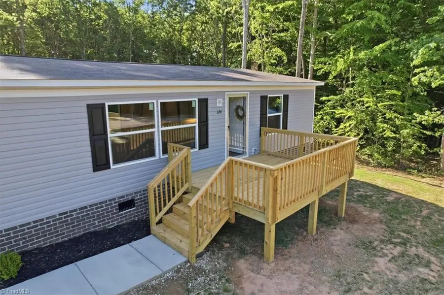 124 Kameron Court, Madison, NC 27025 - #2