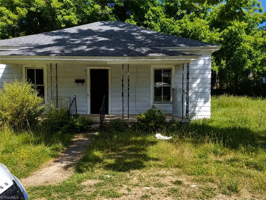 911 Tulloch Street, Eden, NC 27288 - #2