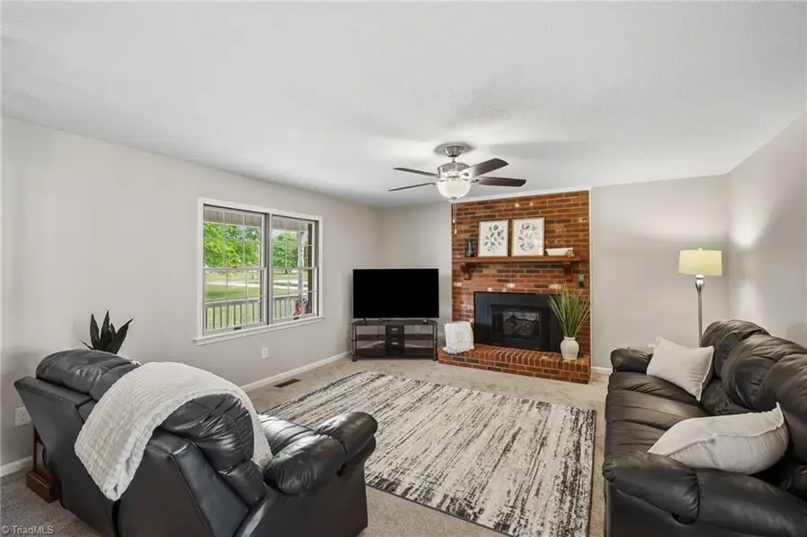 1540 Thomas Road, Lexington, NC 27295 - #3