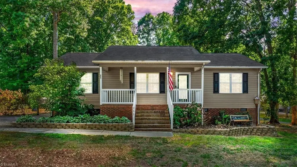 255 Mustang Drive, Thomasville, NC 27360 - #1