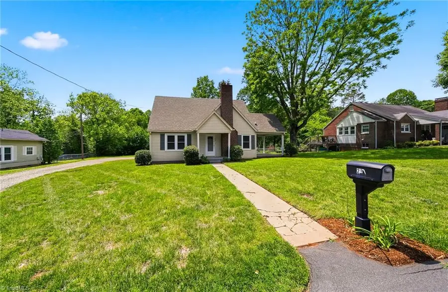 210 Valdese Drive, Morganton, NC 28690 - #2