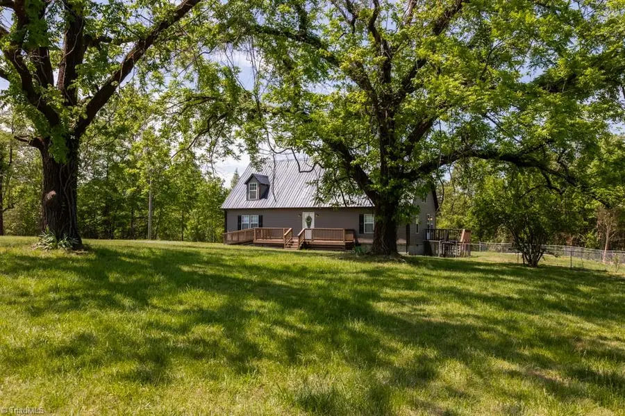 258 Buttercup Road, Eden, NC 27288 - #2