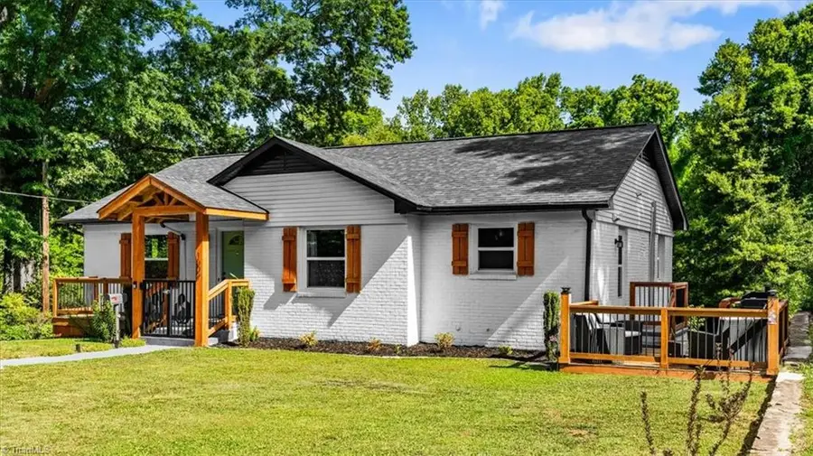 1009 W 25th Street, Winston Salem, NC 27106 - #3