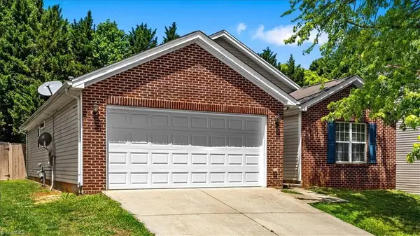 3614 Thornaby Circle, Winston-Salem, NC 27107