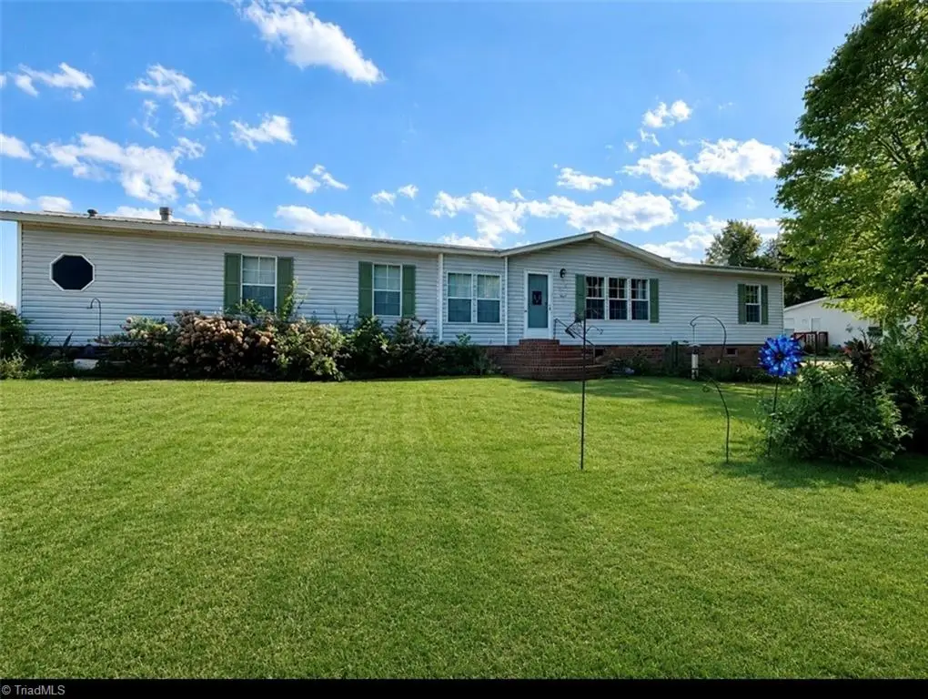 6350 Sheringham Drive, Tobaccoville, NC 27050 - #1