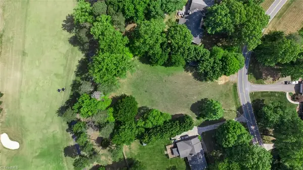 27 Wheaton Circle, Greensboro, NC 27406