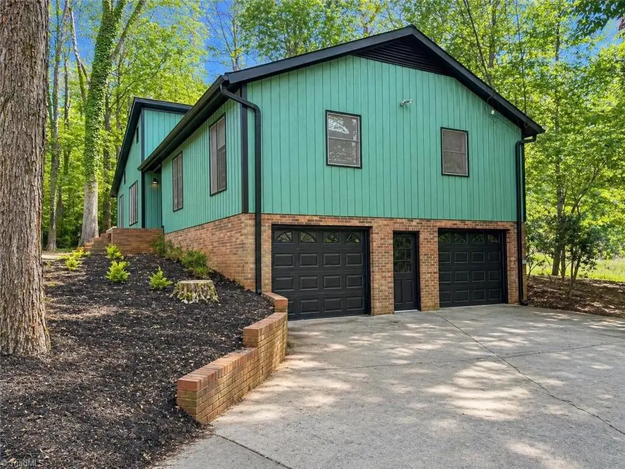 3614 Kingston Road, Winston Salem, NC 27106 - #2