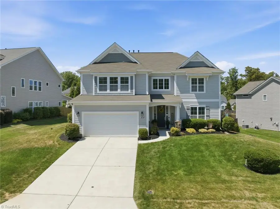 806 Blue Moon Court, Greensboro, NC 27455 - #2