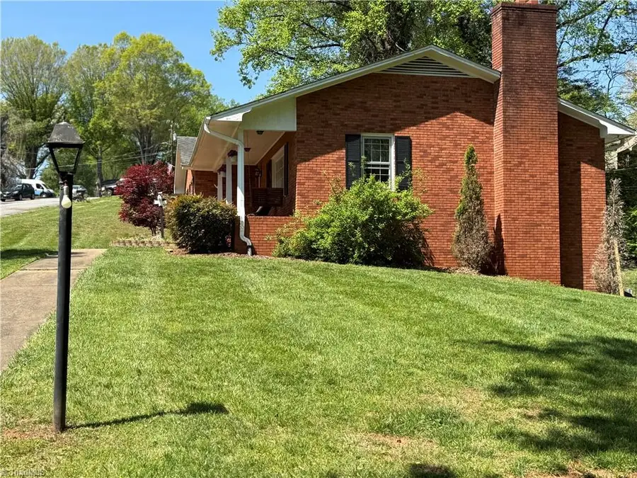 125 James Street, Elkin, NC 28621 - #2