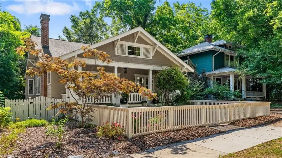 408 Woodlawn Avenue, Greensboro, NC 27401 - #3
