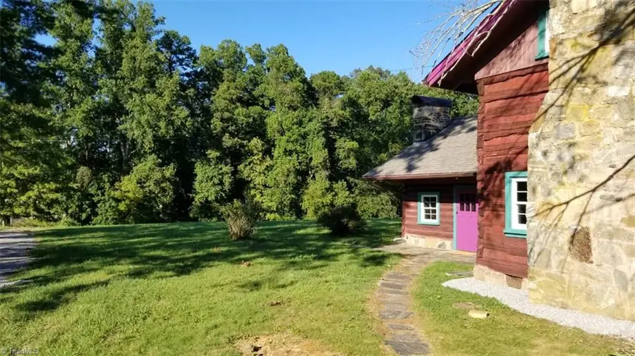 1104 Old 60, Wilkesboro, NC 28697 - #2