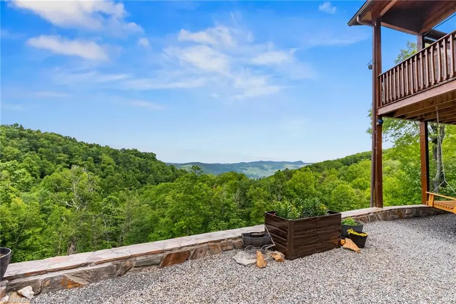 156 Fishers Peak View, Ennice, NC 28623 - #3