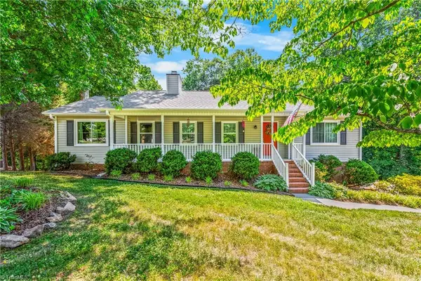180 Creekside Drive, High Point, NC 27265