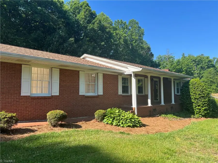 197 Elm Street, Mocksville, NC 27028 - #2