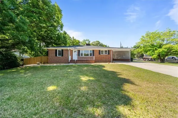3764 Yarbrough Avenue, Winston-Salem, NC 27106