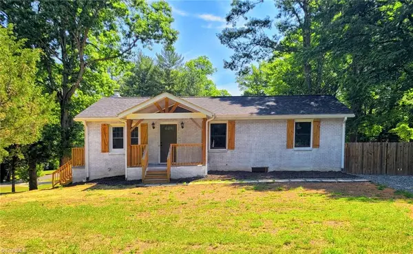 4665 Hildebrand Drive, Winston-Salem, NC 27106