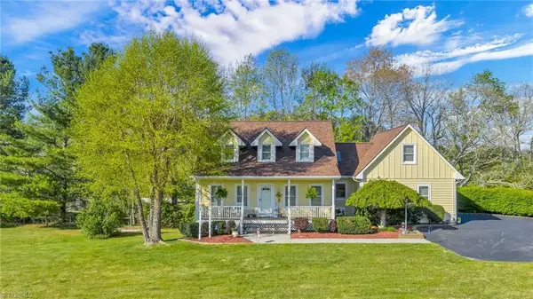 153 Knollview Place, West Jefferson, NC 28540