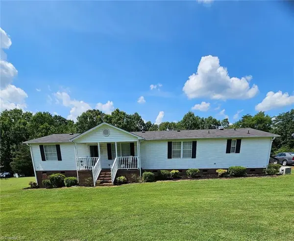 1214 Violet Court, Burlington, NC 27217