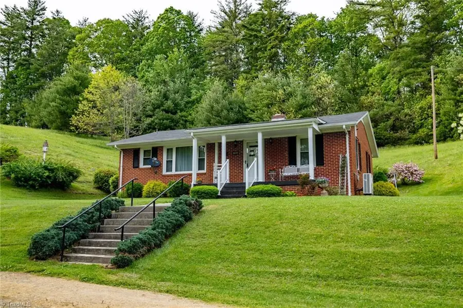 8693 Nc Highway 88 E, Laurel Springs, NC 28644 - #3