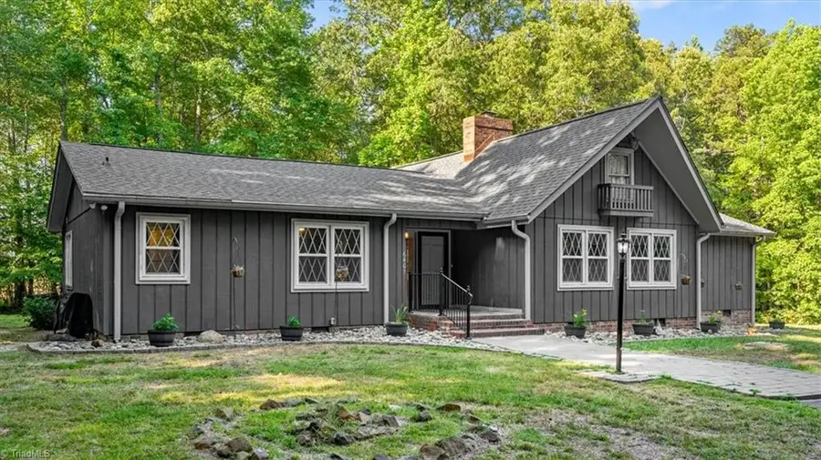 6401 Staffordshire Drive, Archdale, NC 27263 - #3