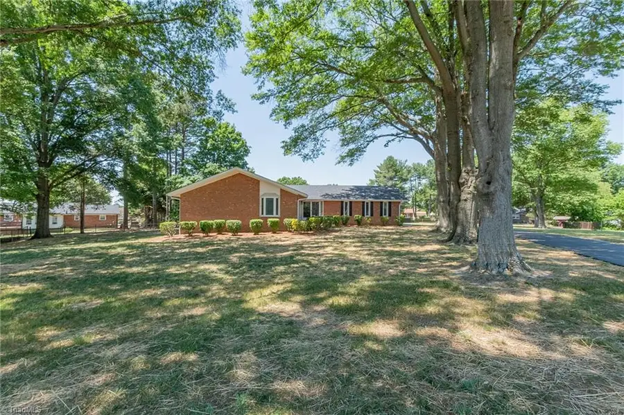 4600 Yuma Court, Broadbay, NC 27107 - #2