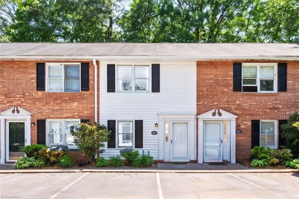 5910 King Charles Court, Clemmons, NC 27012 - #1