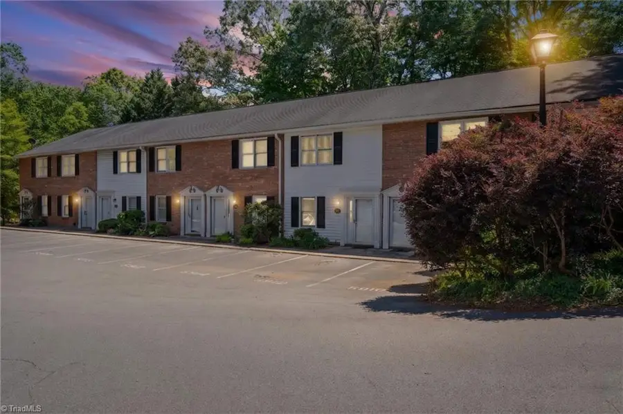 5910 King Charles Court, Clemmons, NC 27012 - #2