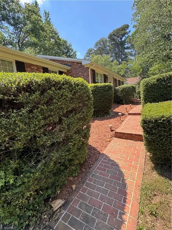 4311 Dogwood Drive, Greensboro, NC 27410 - #2