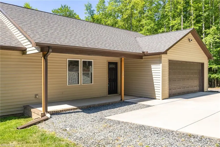 484 Vernon Road, Reidsville, NC 27320 - #3