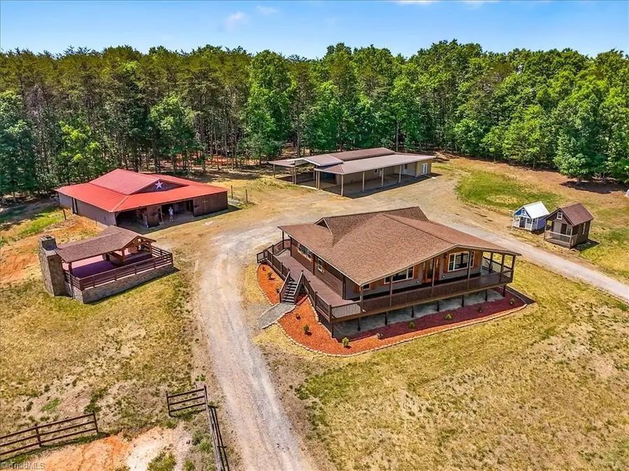 144 Turney Farm Lane, Pilot Mountain, NC 27041 - #3