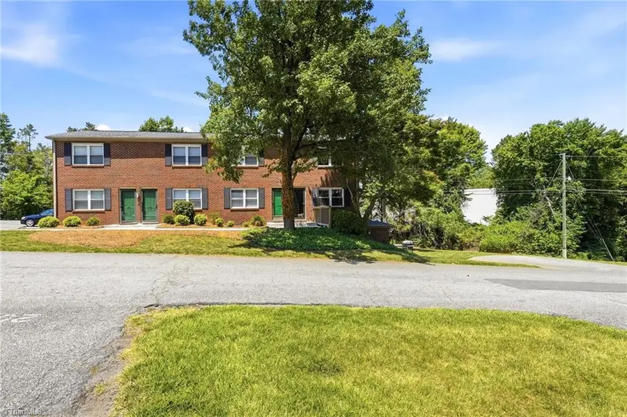 105 Briar Creek Manor, Lewisville, NC 27023 - #2