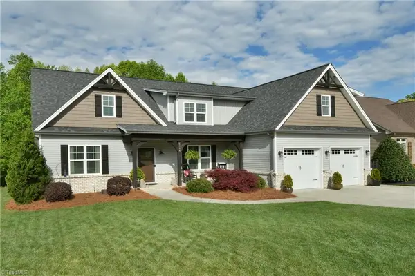 6844 Orchard Path Drive, Clemmons, NC 27012