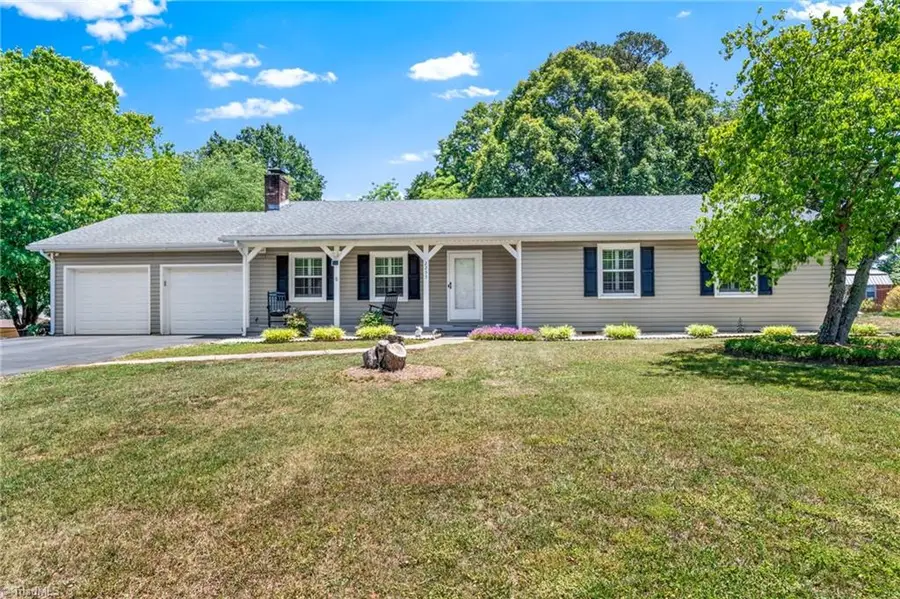 2295 Winterberry Drive, Vienna, NC 27106 - #3