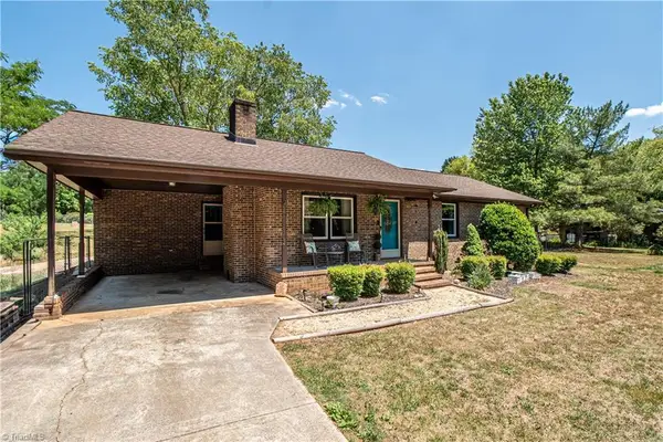 5984 Pepper Road, Oak Ridge, NC 27310
