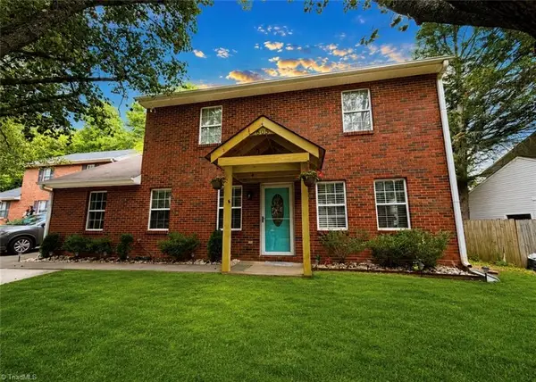 605 Sir Knight Court, Clemmons, NC 27012