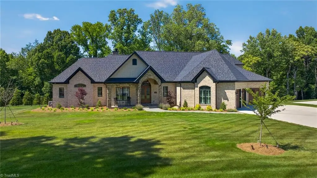 7955 Valleyview Drive, Clemmons, NC 27012 - #1