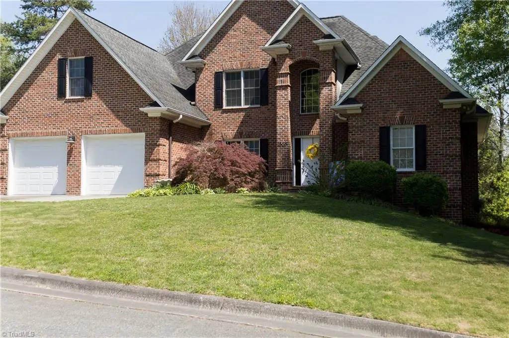1688 Woodbury Lane, Mount Airy, NC 27030 - #1