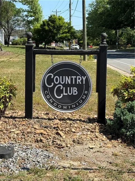 1707 N Main Street #C3, Mount Airy, NC 27030