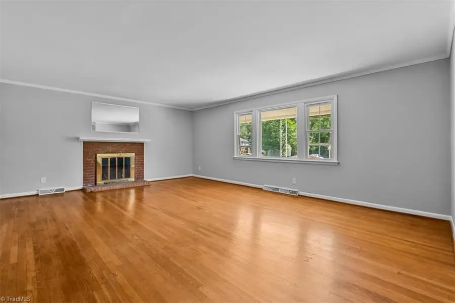 2402 Chatham Drive, Greensboro, NC 27408 - #3