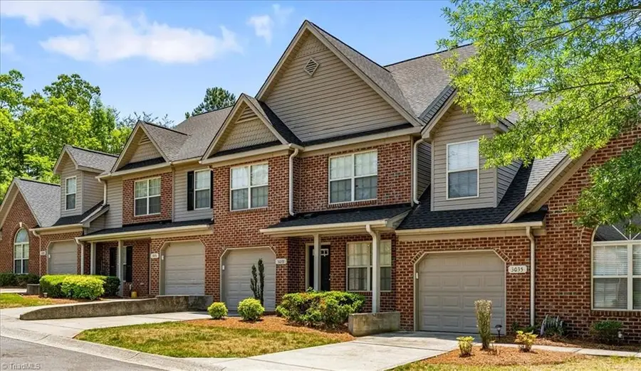3033 Renaissance Parkway, Jamestown, NC 27282 - #3
