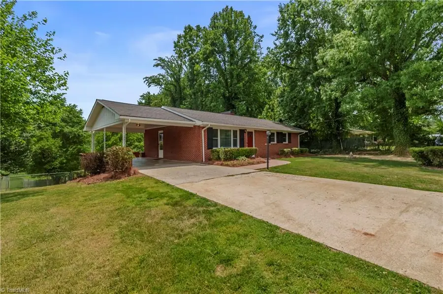 143 Gwynwood Drive, Mount Airy, NC 27030 - #2