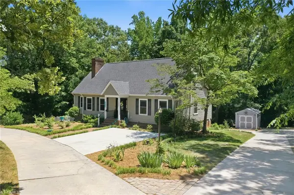1940 Arbor Drive, Burlington, NC 27215