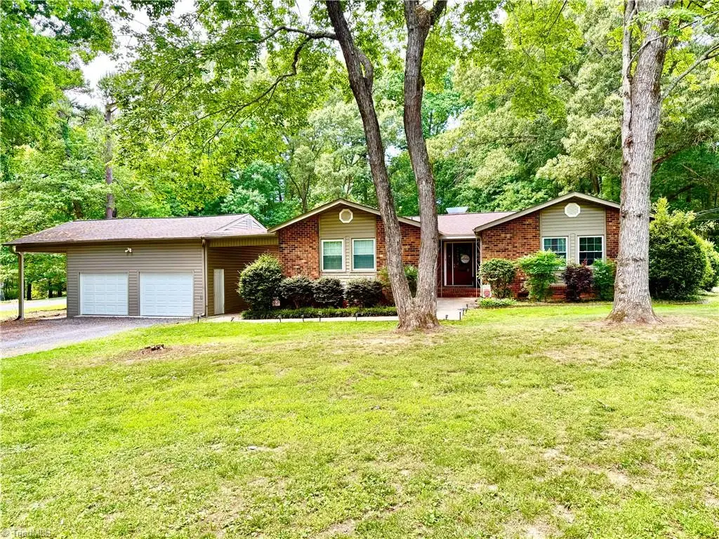 2068 Country Trail, Asheboro, NC 27205 - #1