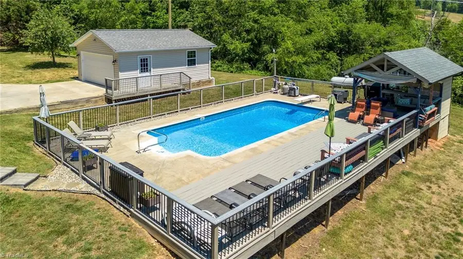 10755 N Nc Highway 16, Millers Creek, NC 28651 - #3
