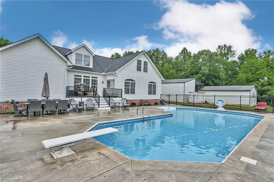 3127 Yorkshire Lane, Boonville, NC 27011 - #3