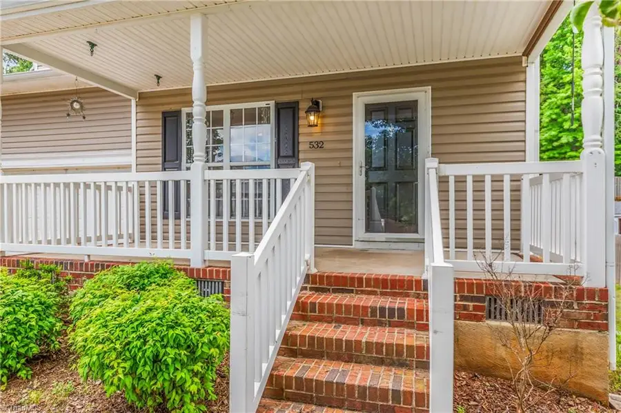 532 Rockbridge Drive, Kernersville, NC 27284 - #3