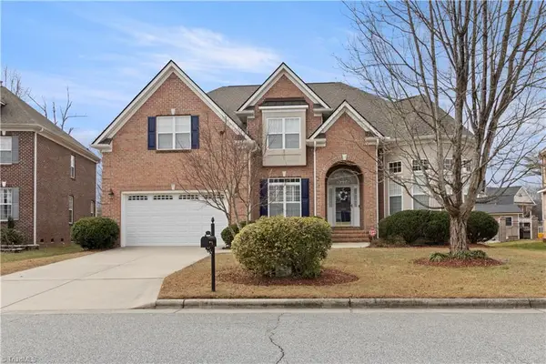 108 Olde Salem Drive, Jamestown, NC 27282